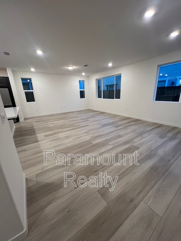 Building Photo - 5459 Knights Valley Ln