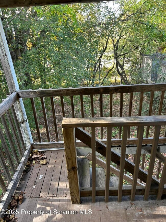 Building Photo - 510 Moltke Ave