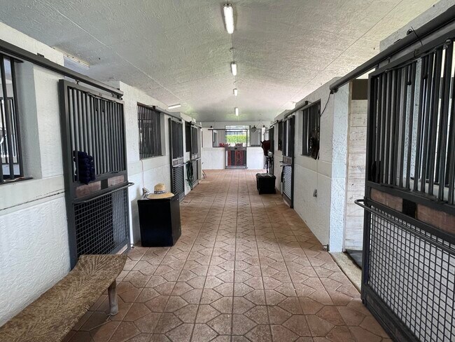 Building Photo - 14372 Equestrian Way