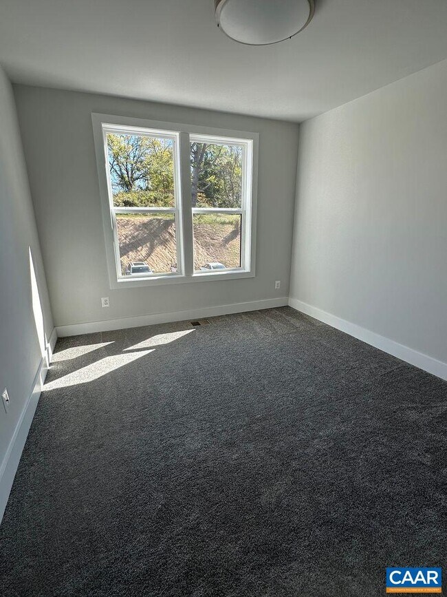 Building Photo - 602 Noush Ct