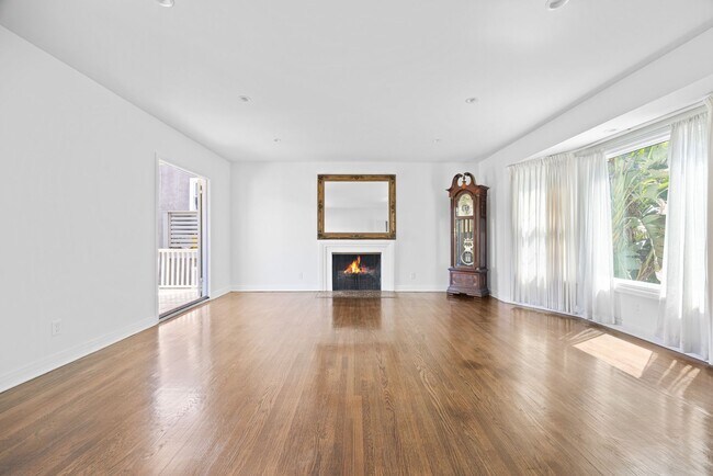 Building Photo - Stunning, remodeled rental in Historic Fra...