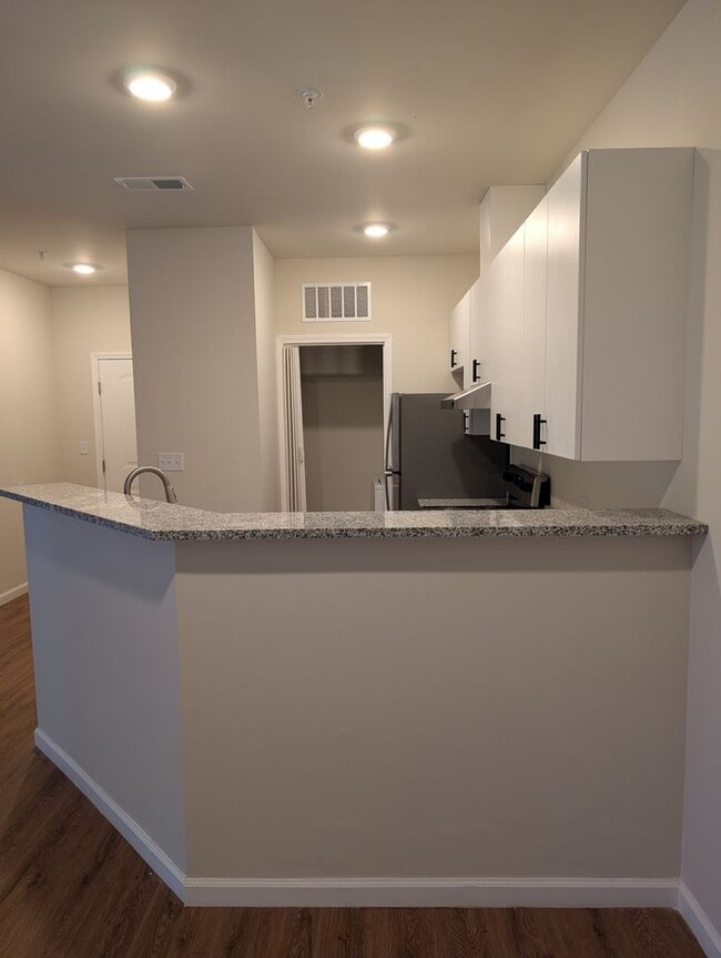 Building Photo - Charming 2BR Condo in Dardenne Prairie