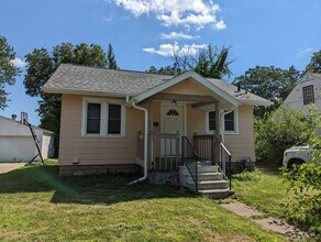 Building Photo - 1033 Kern St