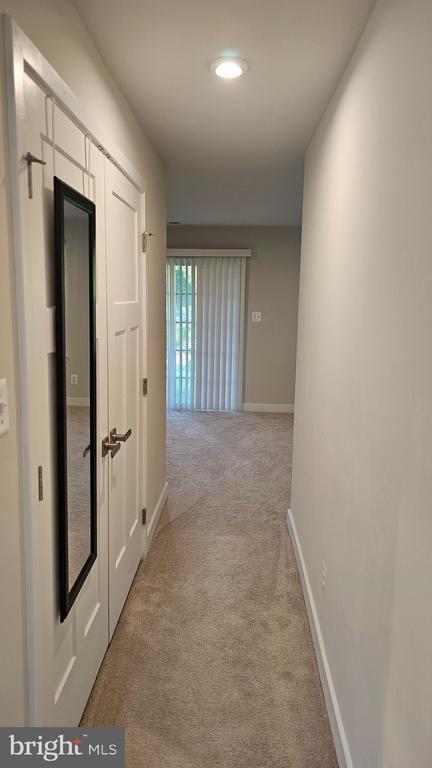 Building Photo - 2055 Rivers Dr