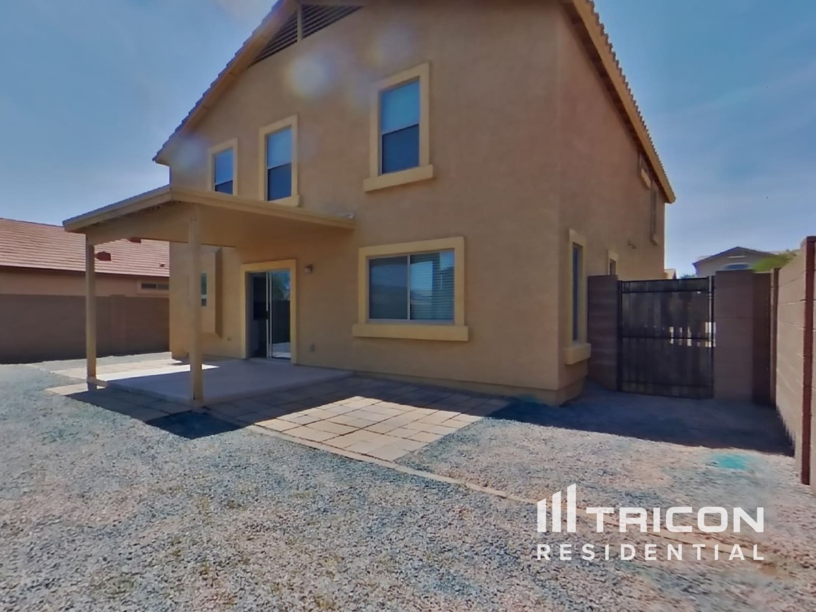 Building Photo - 930 W Mesquite Tree Ln