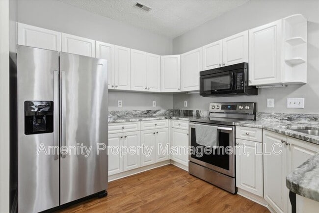Building Photo - 1628 Willow Cv