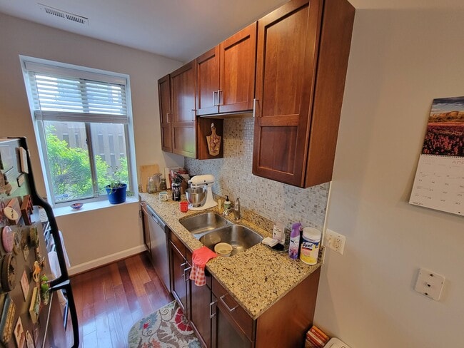 Building Photo - 5405 9th St NW