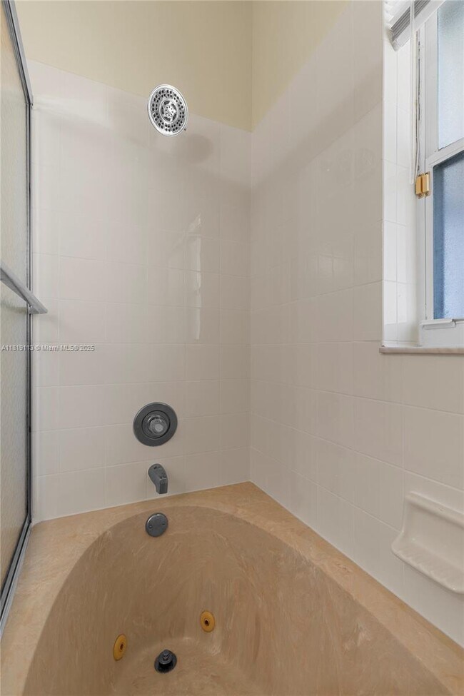Building Photo - 18057 SW 30th Ct