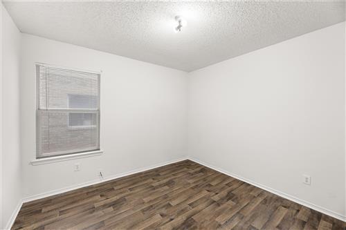 Building Photo - 10912 Fawn Valley Dr