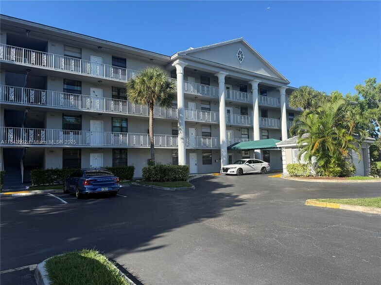 Building Photo - 1508 Whitehall Dr