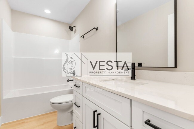 Building Photo - 9 Silent Pl