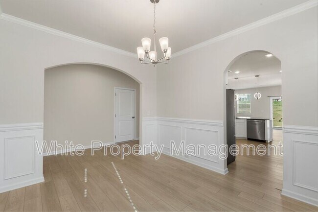 Building Photo - 2039 Morning Gold Dr