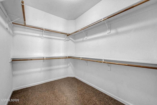 Building Photo - 520 Needles Ct