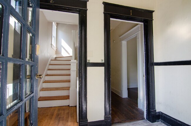 Building Photo - 1014 Brandon Ave