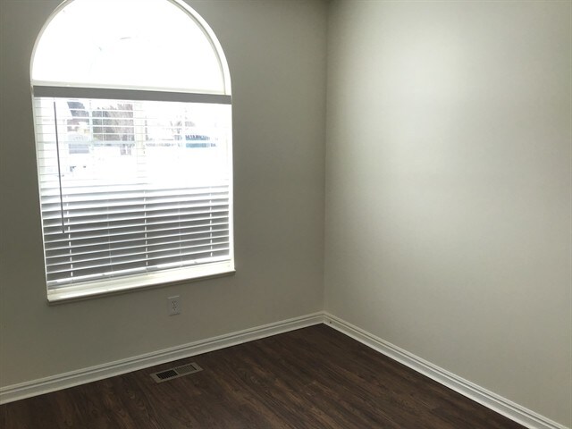 Building Photo - 3354 W 500 N