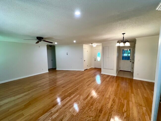 Building Photo - 4868 Cold Creek Ln