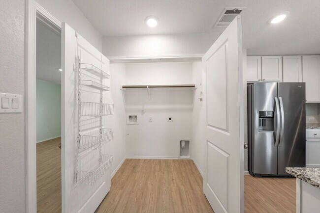 Building Photo - 14718 Dillard Ml