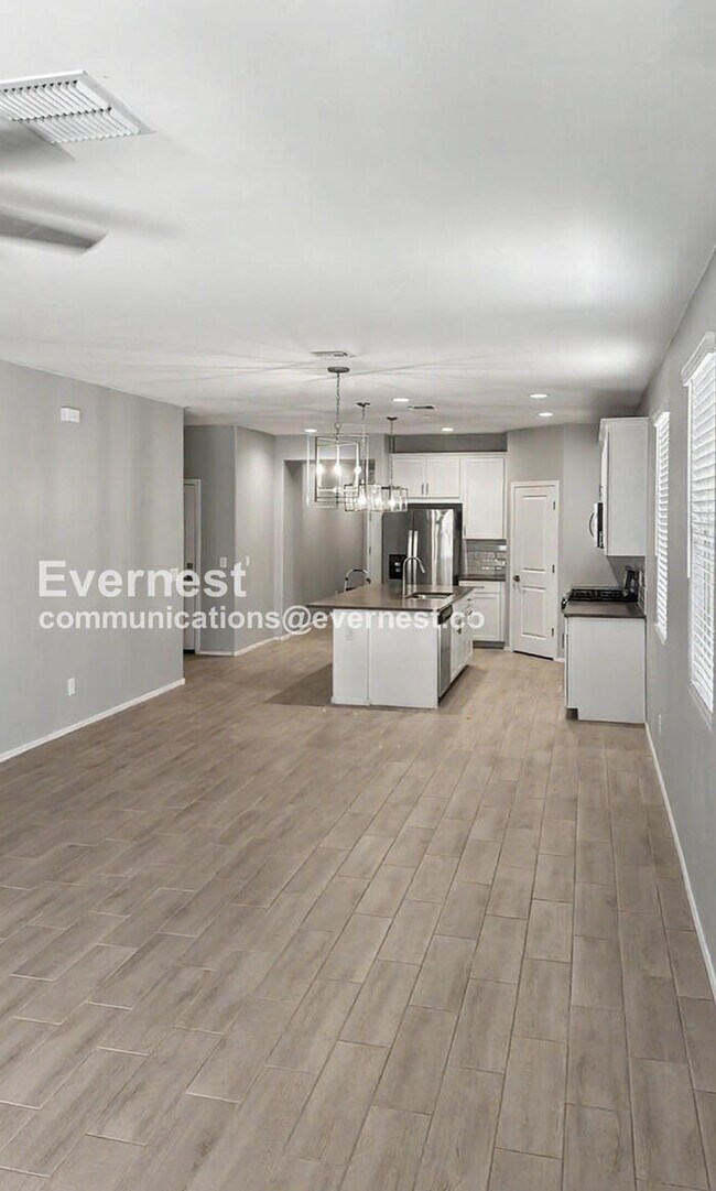 Building Photo - 10667 W Filbert St