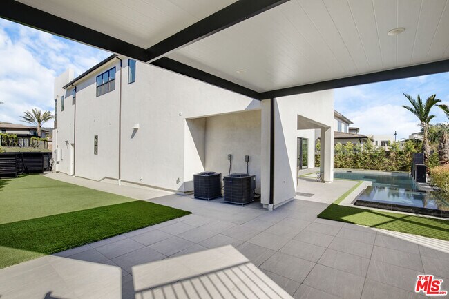 Building Photo - 20056 Mersey Ln