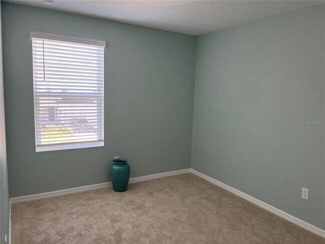 Building Photo - 8500 Lunar Skye St