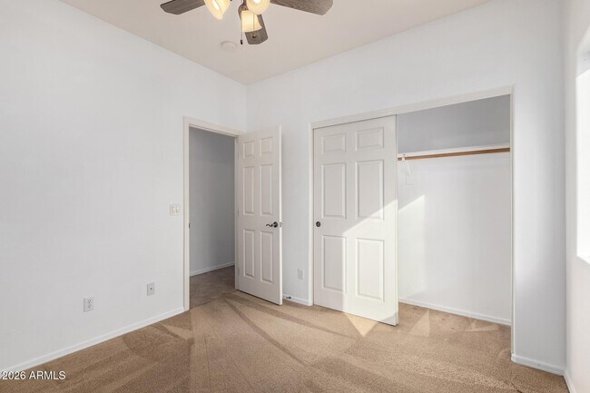 Building Photo - 7402 N 88th Ln