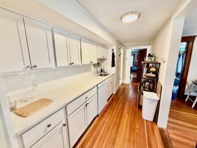 Building Photo - 48 Powder House Blvd