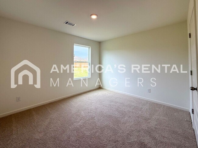 Building Photo - 11562 McCord Ln