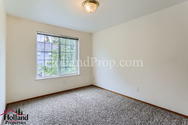 Building Photo - Cozy Comfort in Beaverton – 3-Bed, 2.5-Bat...