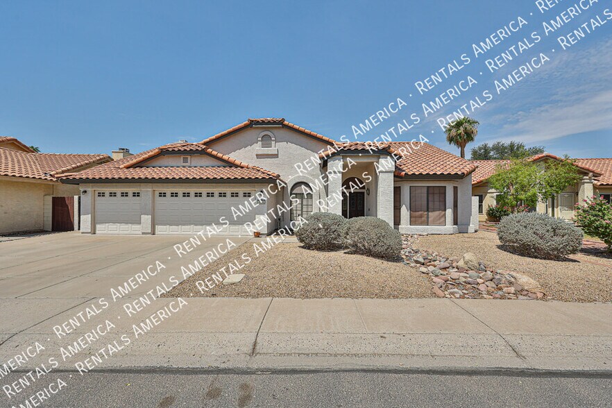 Building Photo - 3802 N Wintergreen Way