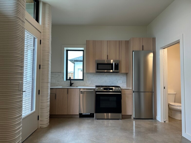 Building Photo - 3500 Tom Miller St