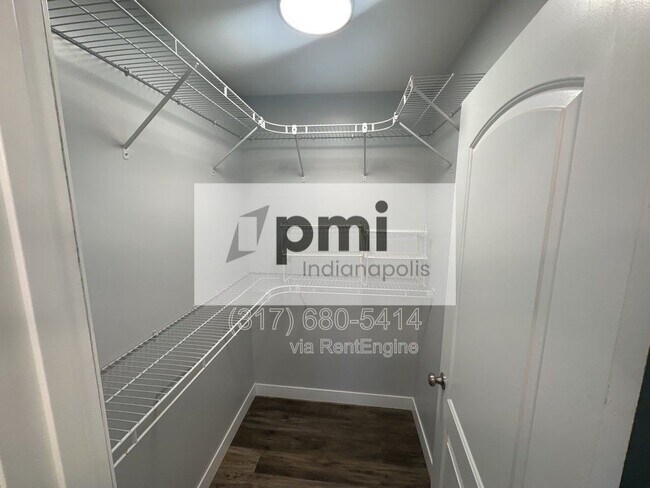 Building Photo - 7056 Caroline Ave