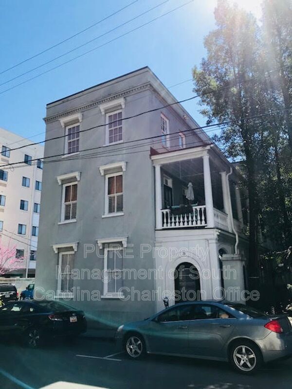 Building Photo - 75 Society St