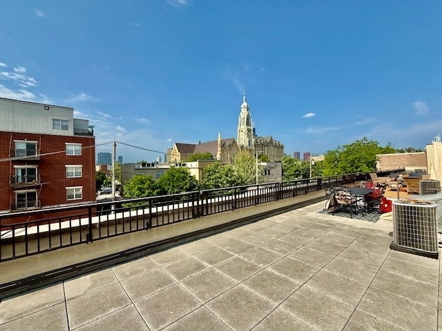 Building Photo - 1138 W Washburne Ave