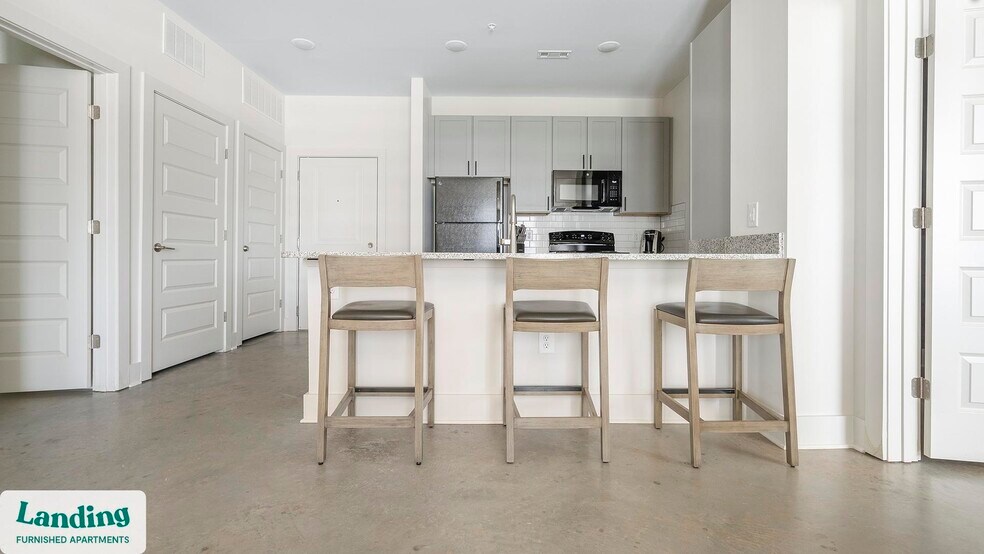 Building Photo - 404 W 26th St