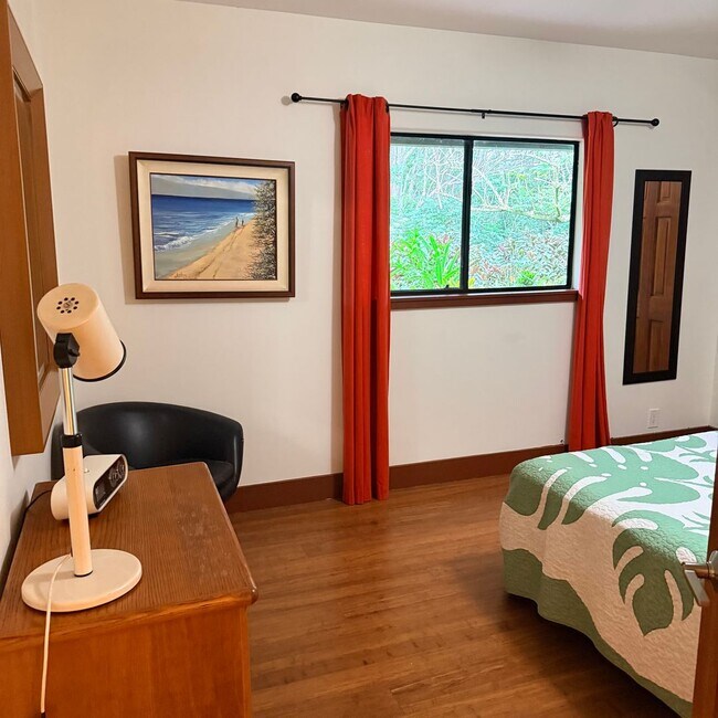 Building Photo - For Rent: Furnished 2-Bedroom, 1-Bath Ohana – Ha?iku