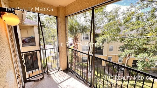 Building Photo - 2572 Robert Trent Jones Dr