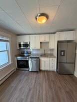 Building Photo - 27 Grove St