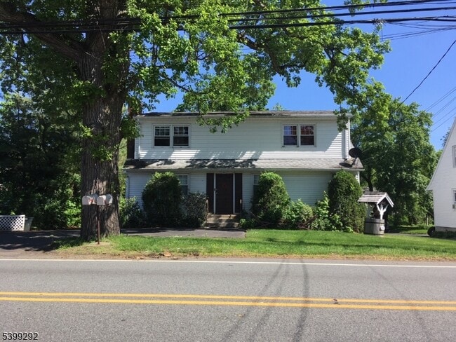 Primary Photo - 1157 Goffle Rd