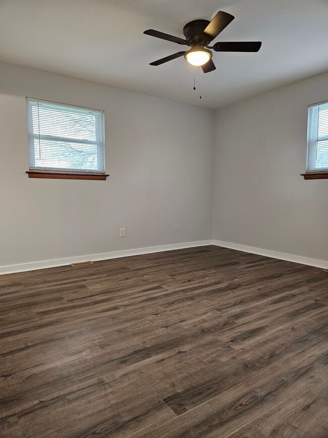 Building Photo - 7518 Taney Pl