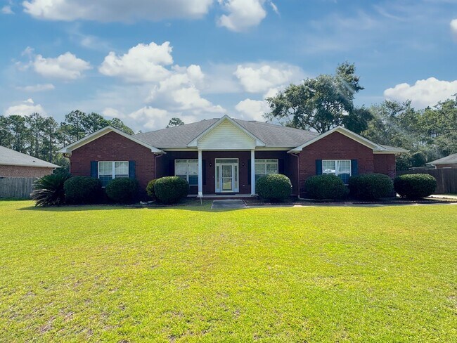 Building Photo - COMING LATE FEBRUARY 2026! (Pet Friendly)