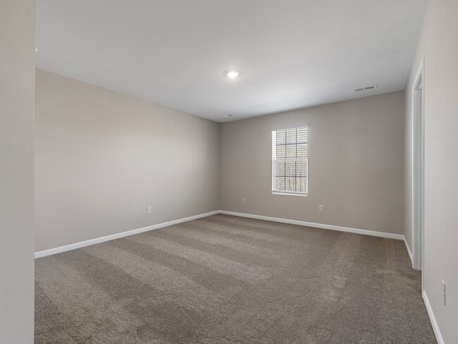 Building Photo - 140 Clairvale Ct