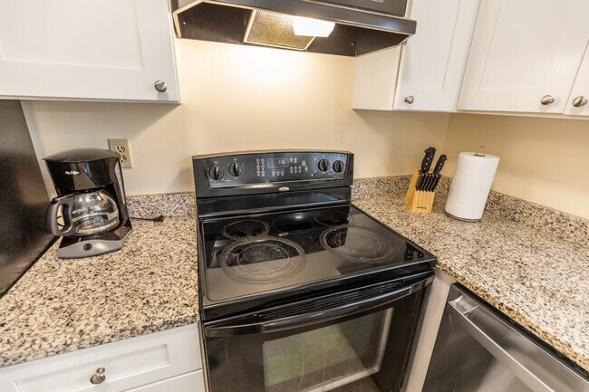 Building Photo - 276 Broad St