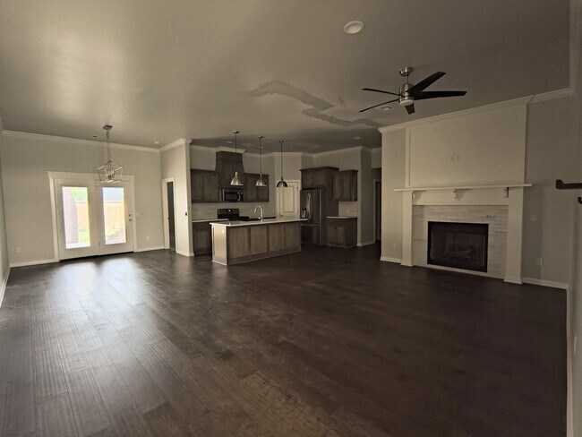 Building Photo - 2832 Wild Rose Ln