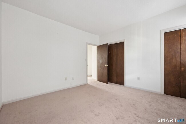 Building Photo - 1-3 Magnolia St