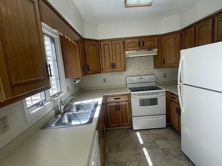 Building Photo - 4736 Weatherhill Dr