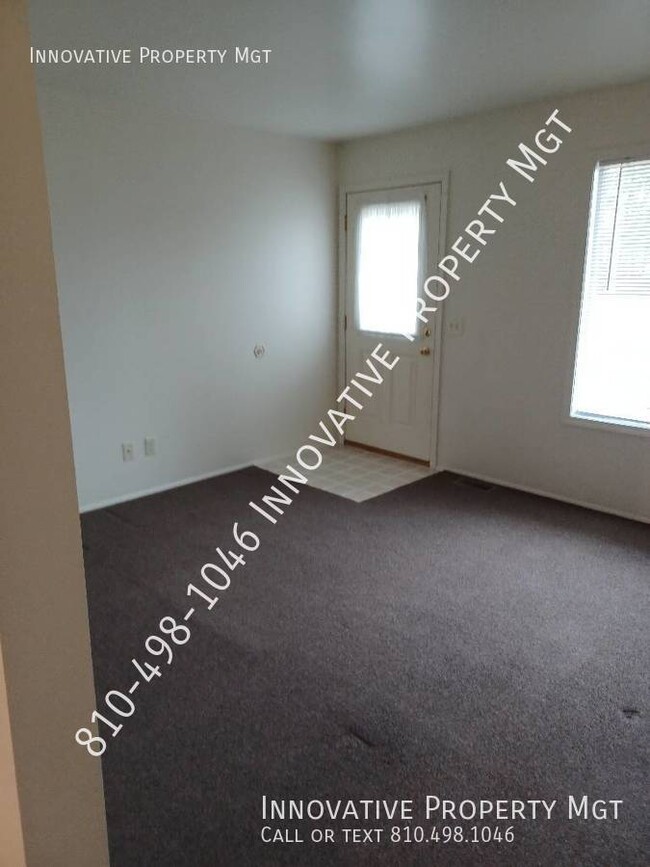 Building Photo - Spacious 2 Bedroom Duplex in Clio