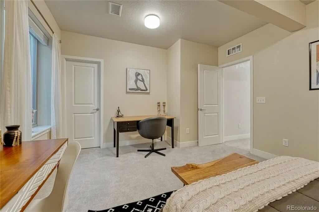 Building Photo - 6810 Sea Oats Dr