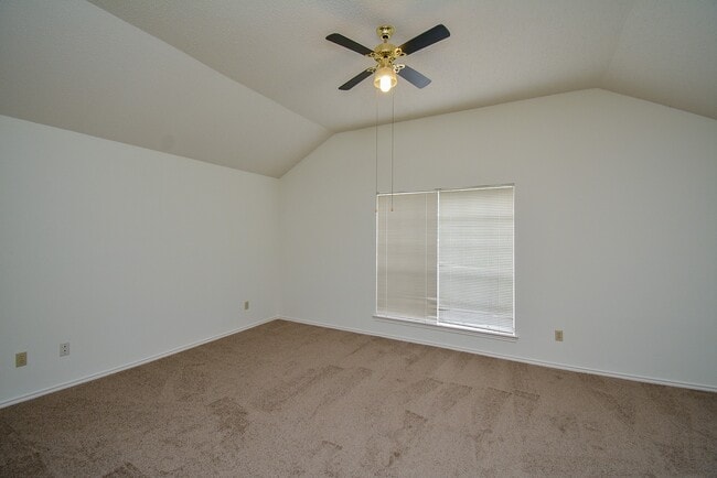 Building Photo - 2314 Bent River Dr