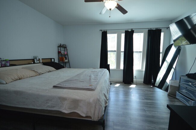 Building Photo - 4505 Whistling Way