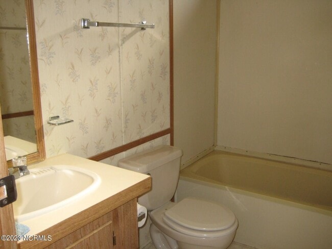 Building Photo - 134 Morningside Dr